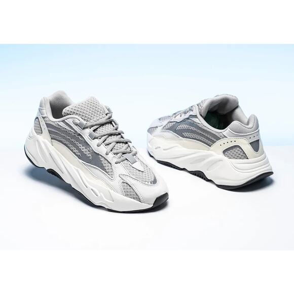 Adidas Yeezy Boost 700 V2 Low Static New In Box EF2829- SIZE 12 MENS